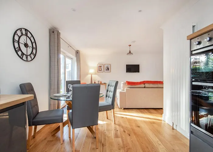 Flat 1